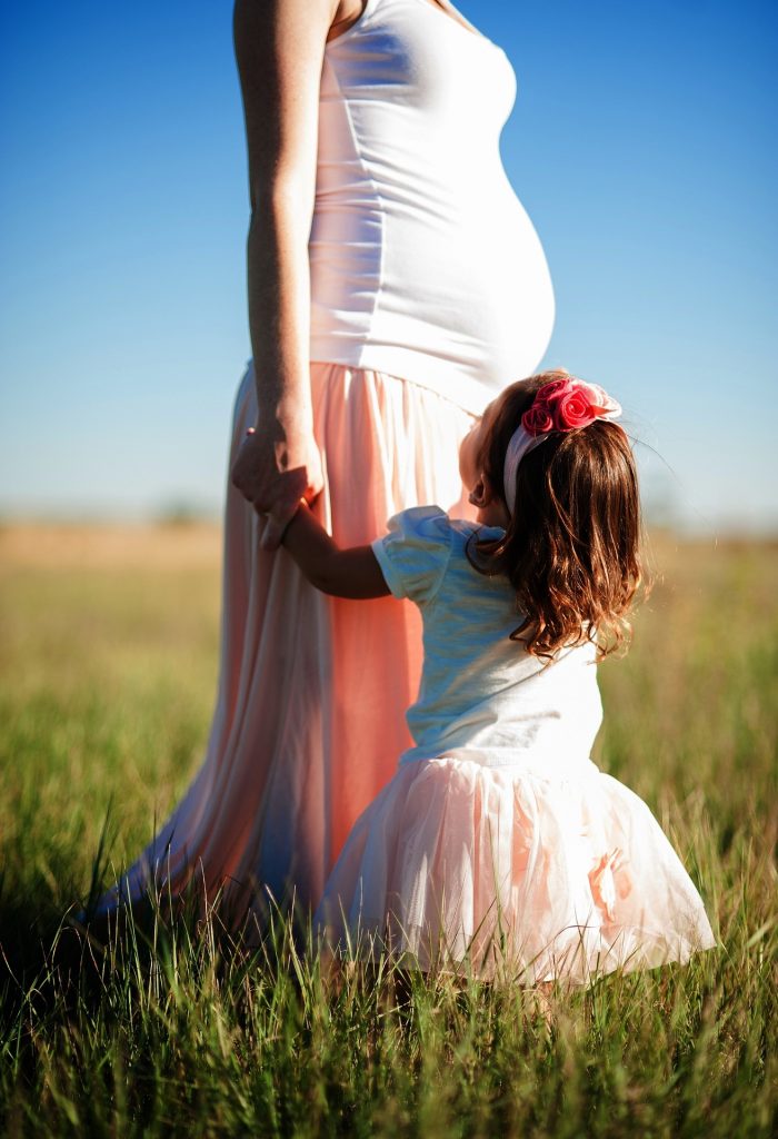 Hal-hal yang dapat menjadi pertimbangan sebelum segera memutuskan hamil anak kedua atau menerapkan keluarga berencana (Dok. Pixabay)