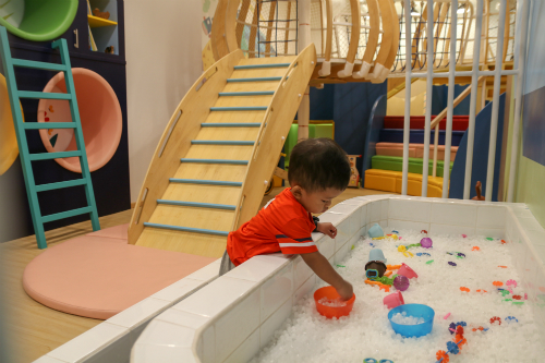 Pancaindra Si Kecil terasah lewat aneka wahana menarik di arena bermain ini (Dok. Buumi Playscape)