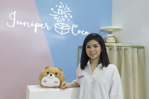 Gaun Juniper Coco penuh warna, unik, dan berkualitas tinggi (Dok. Juniper Coco)