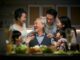 Ilustrasi keluarga bahagia - image by shutterstock